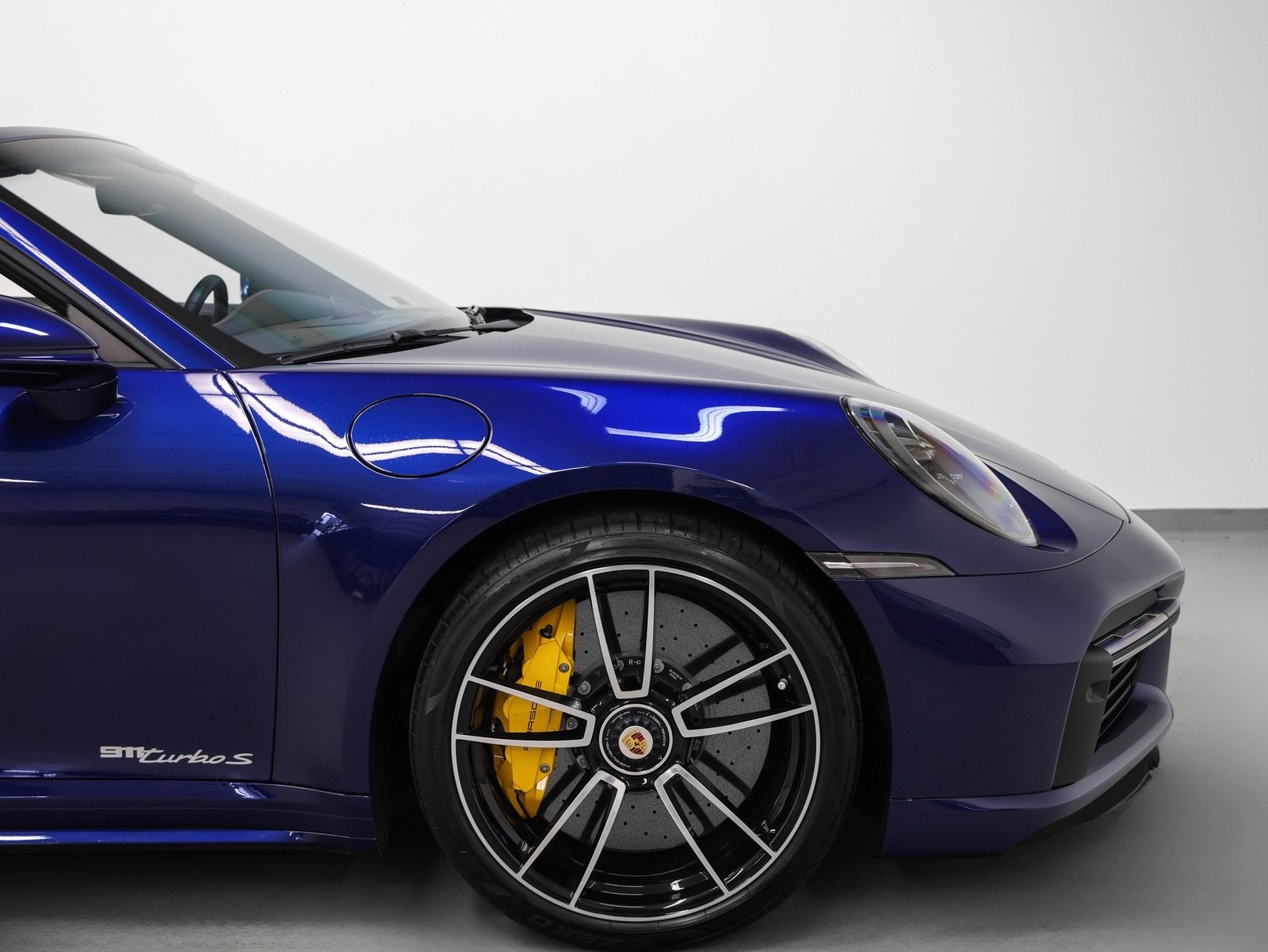 2023 Porsche 911 911 Turbo S Cabriolet (MY23)