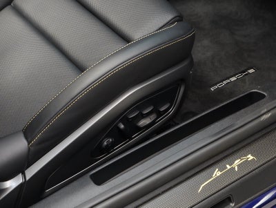 2023 Porsche 911 911 Turbo S Cabriolet (MY23)