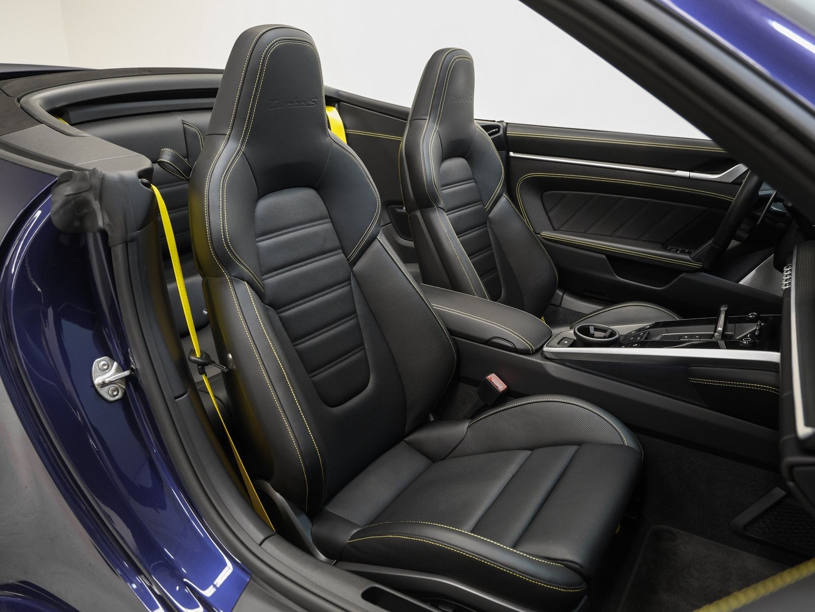 2023 Porsche 911 911 Turbo S Cabriolet (MY23)