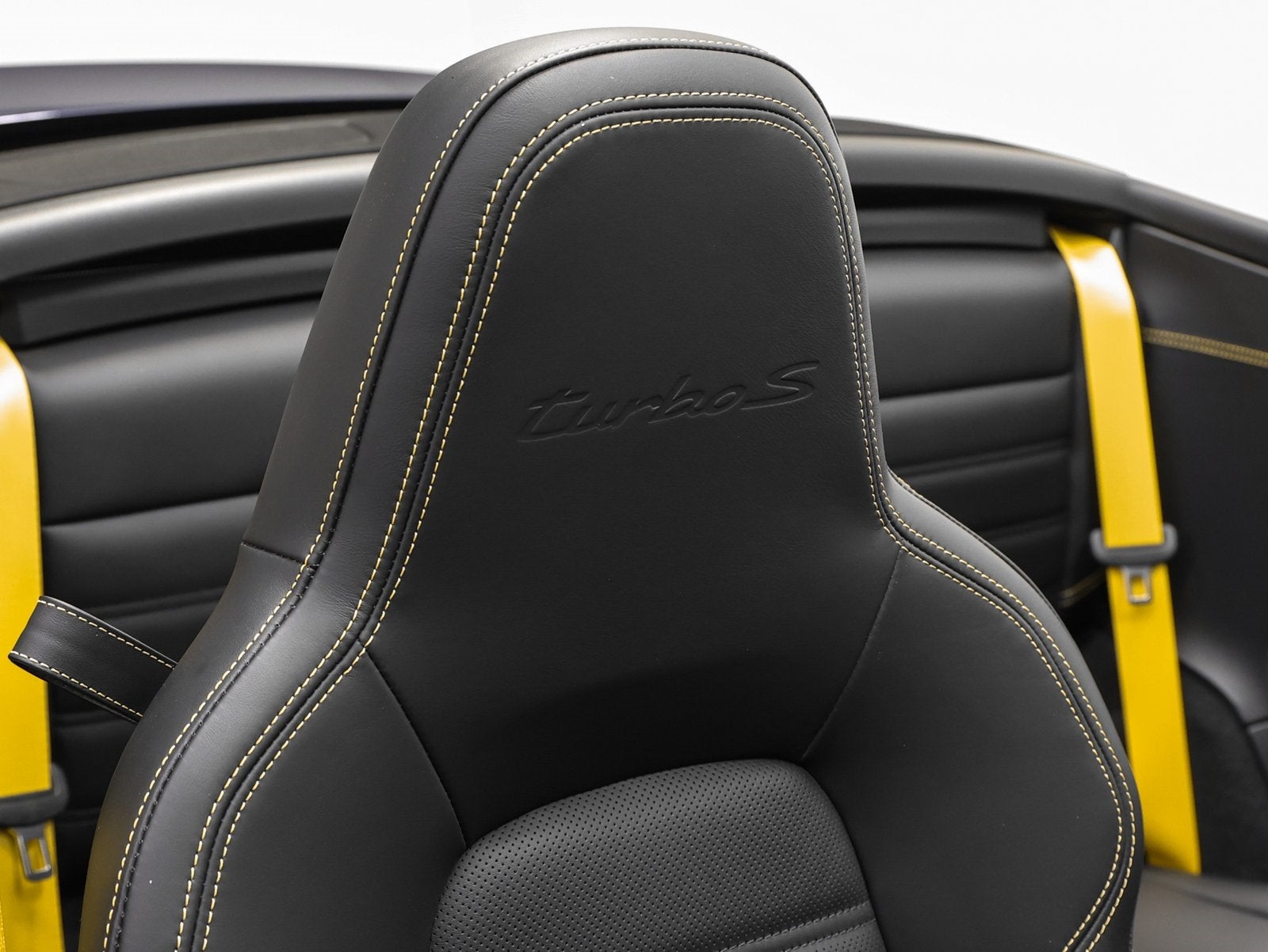 2023 Porsche 911 911 Turbo S Cabriolet (MY23)