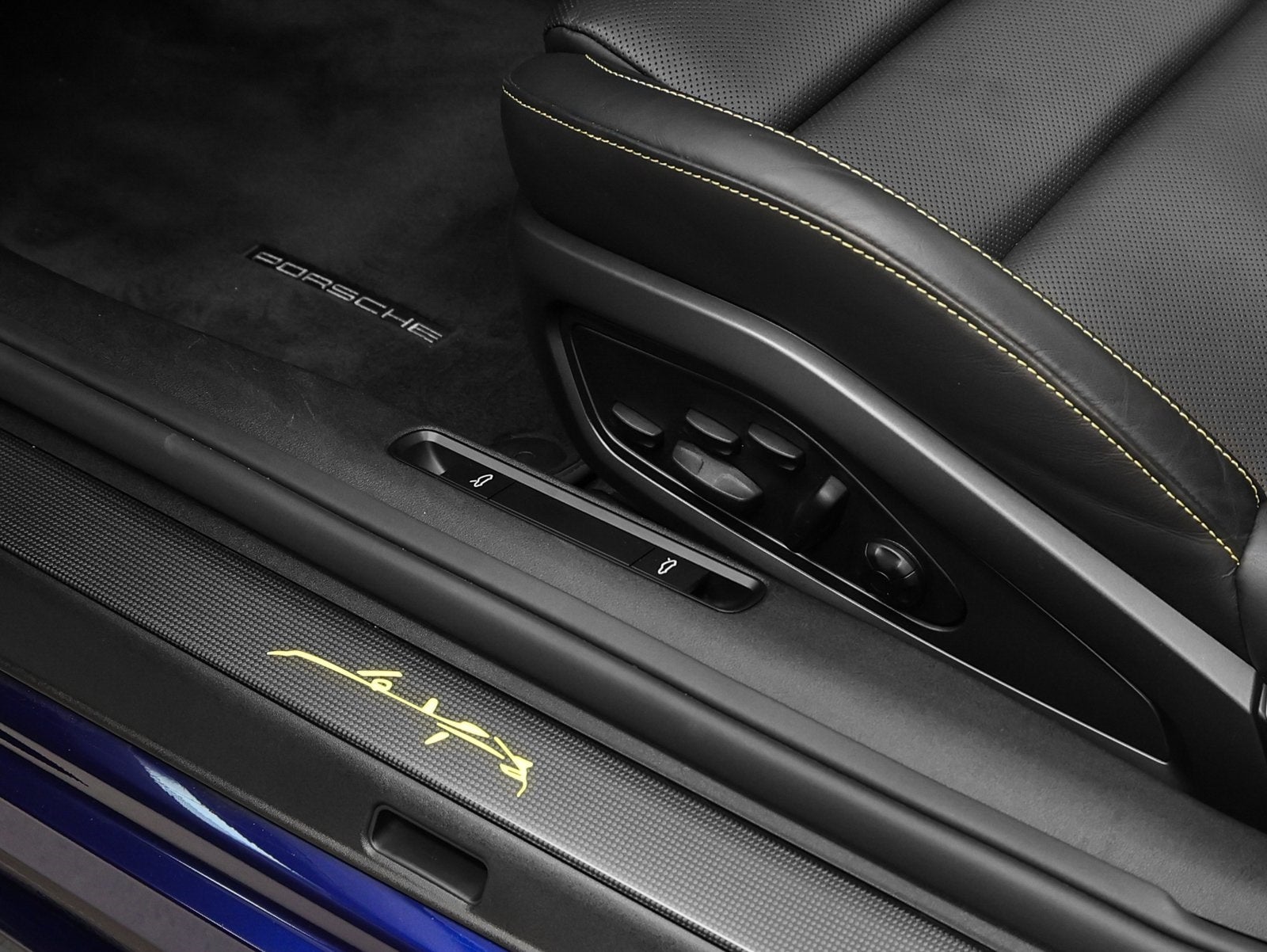 2023 Porsche 911 911 Turbo S Cabriolet (MY23)