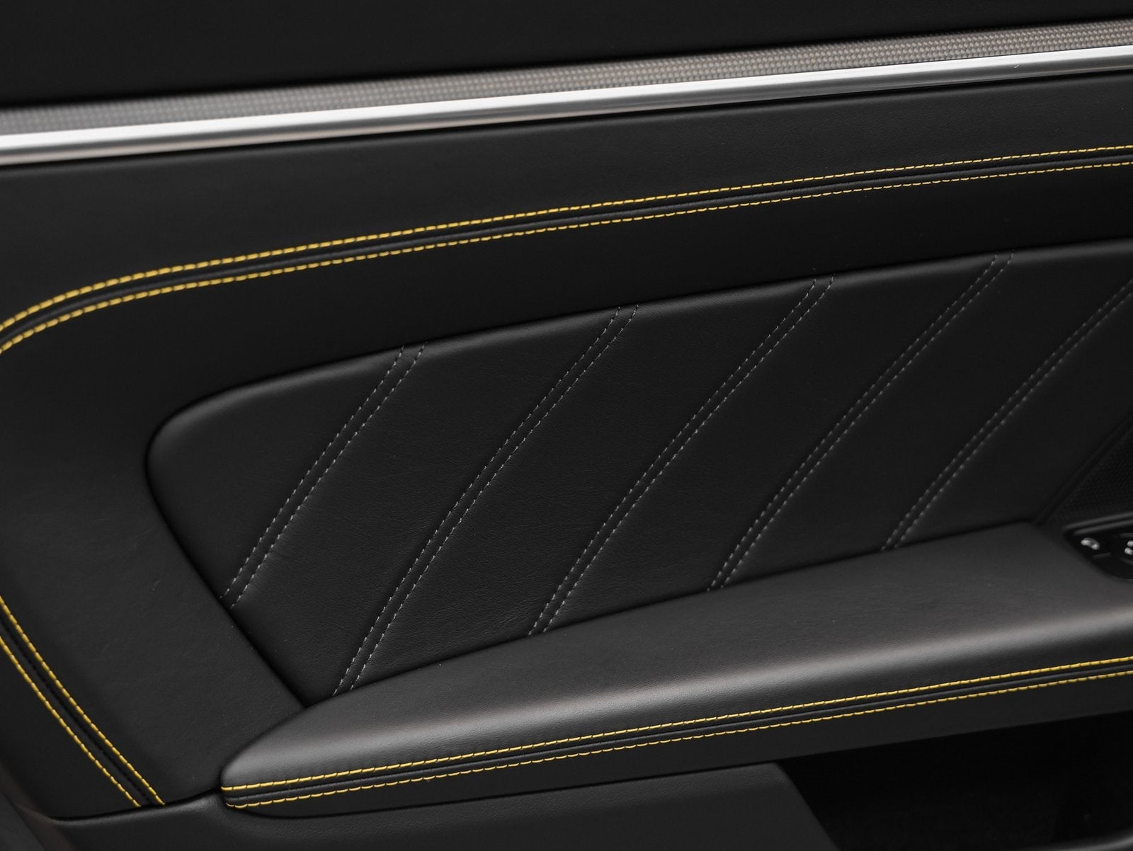 2023 Porsche 911 911 Turbo S Cabriolet (MY23)