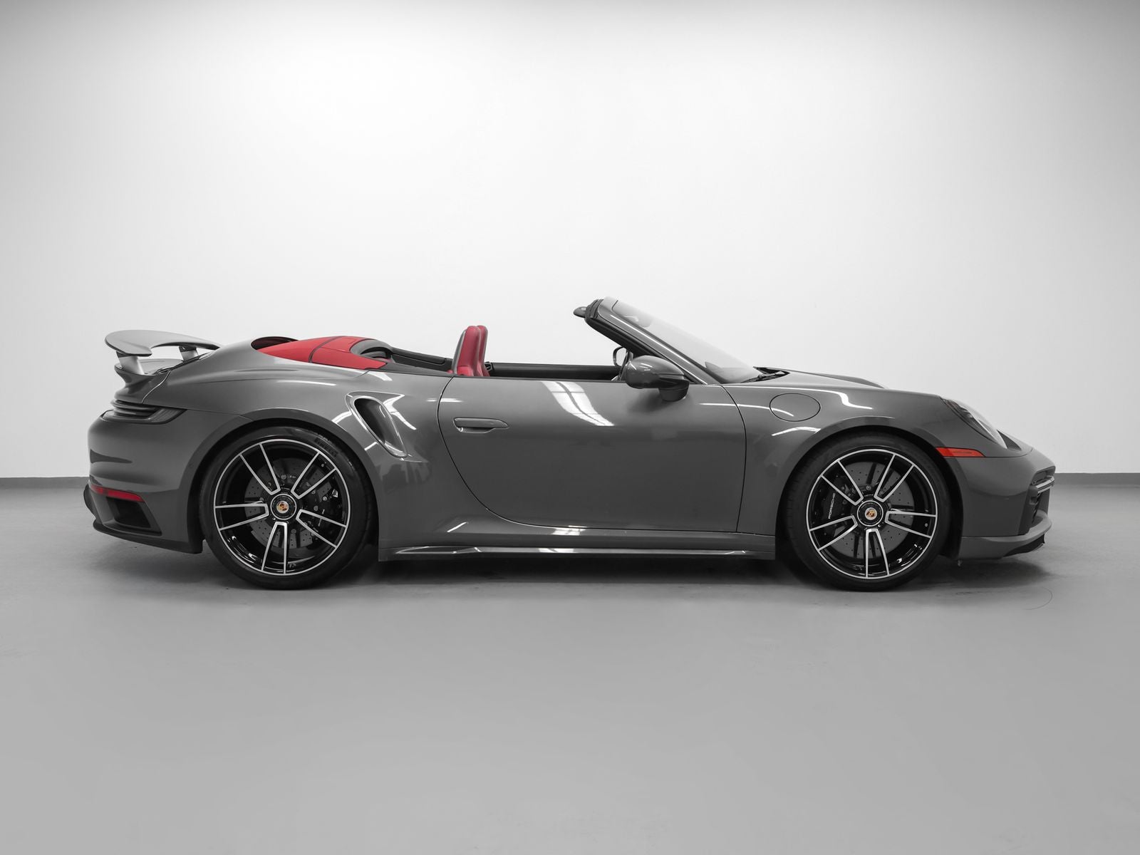 2023 Porsche 911 911 Turbo S Cabriolet (MY23)