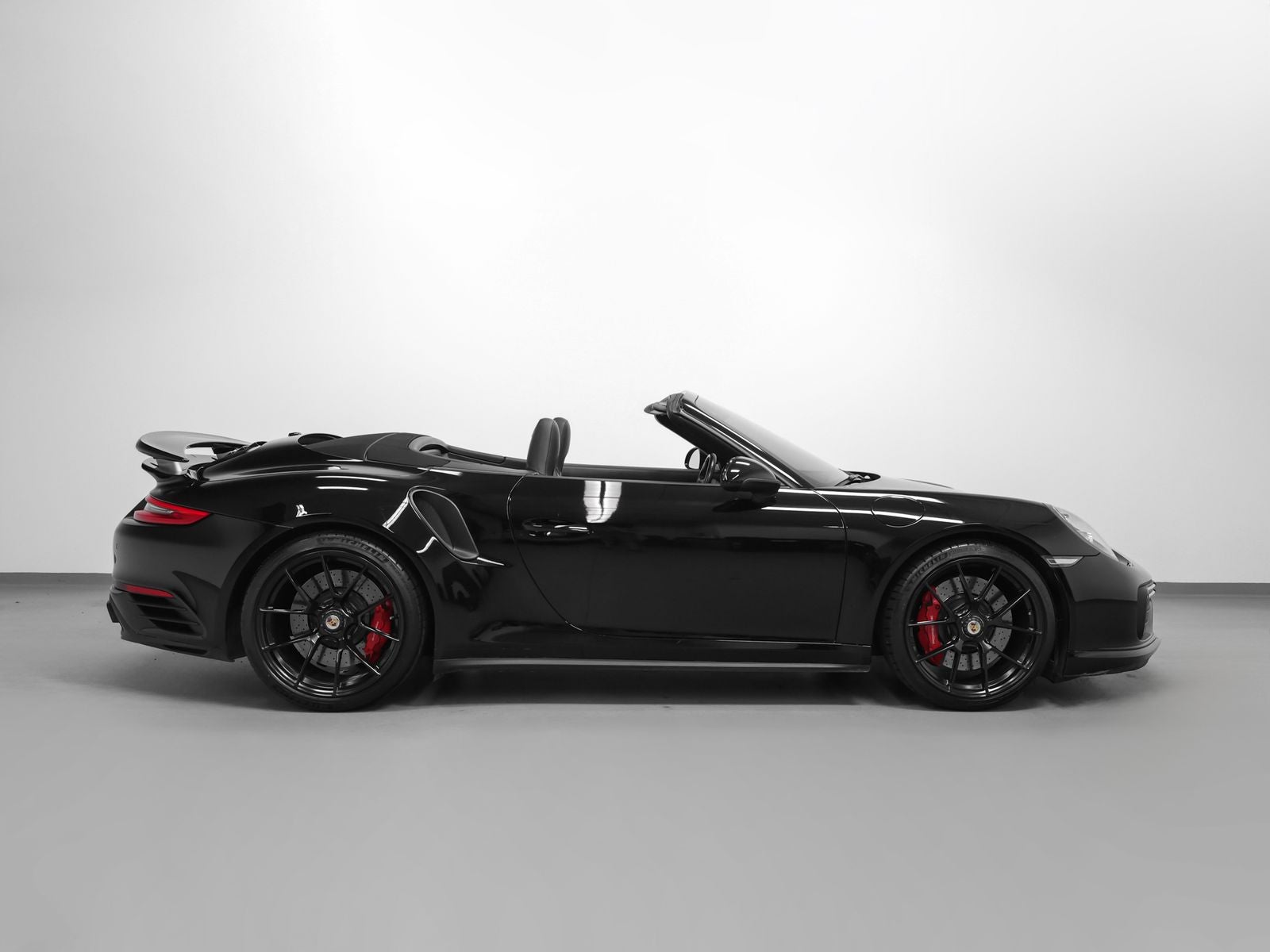 2018 Porsche 911 911 Turbo Cabriolet