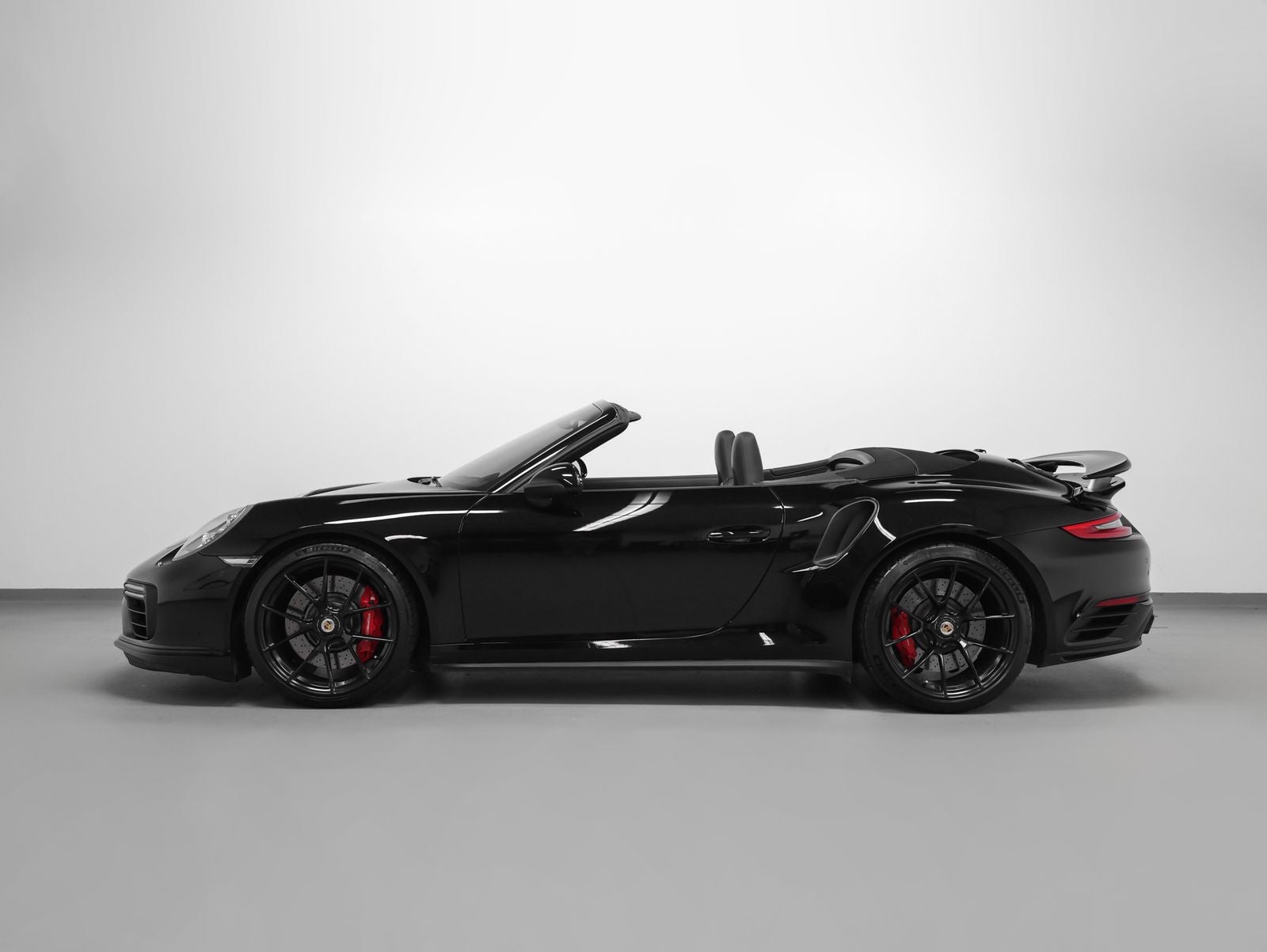 2018 Porsche 911 911 Turbo Cabriolet