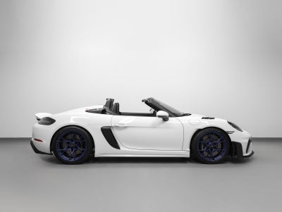 2025 Porsche 718 Spyder RS
