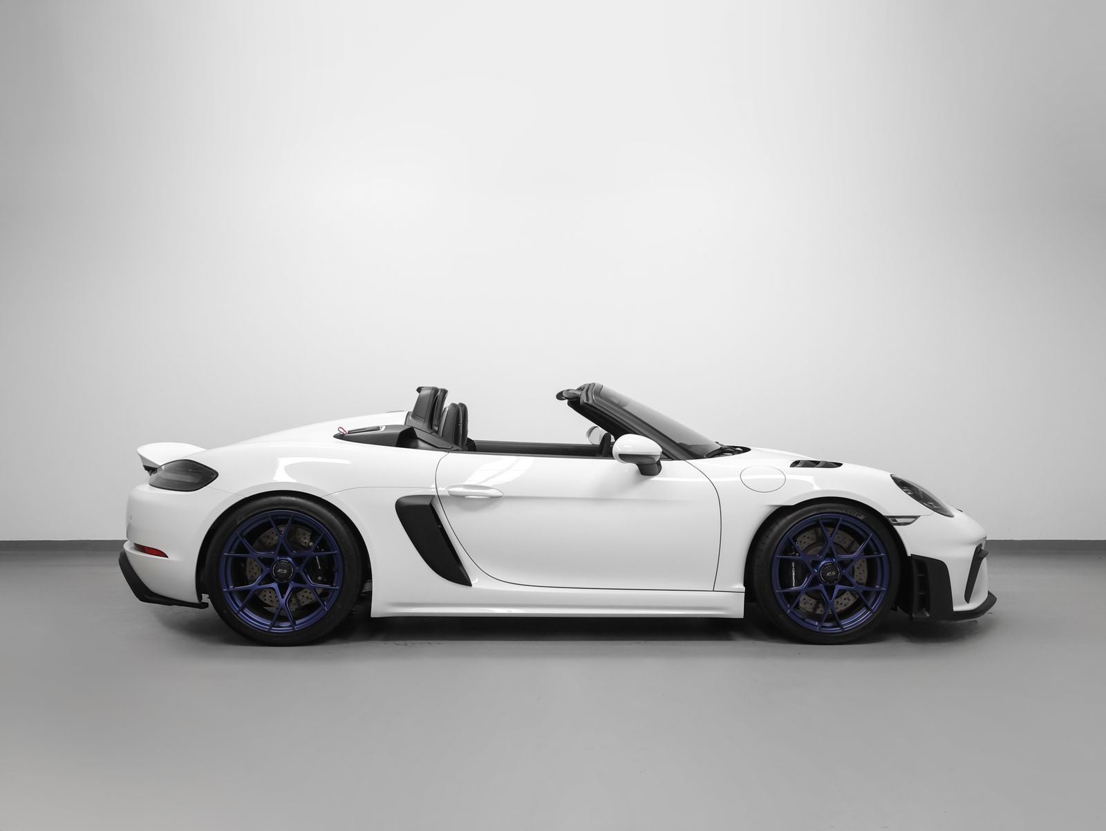 2025 Porsche 718 Spyder RS
