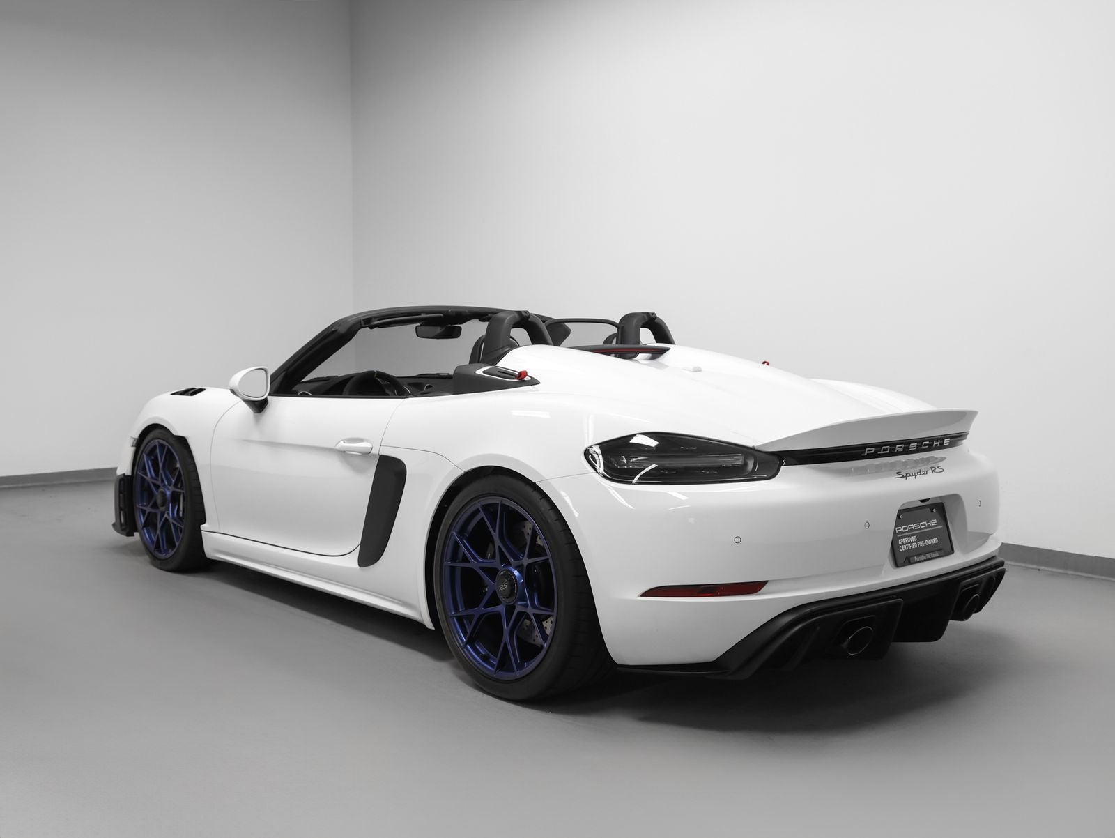 2025 Porsche 718 Spyder RS