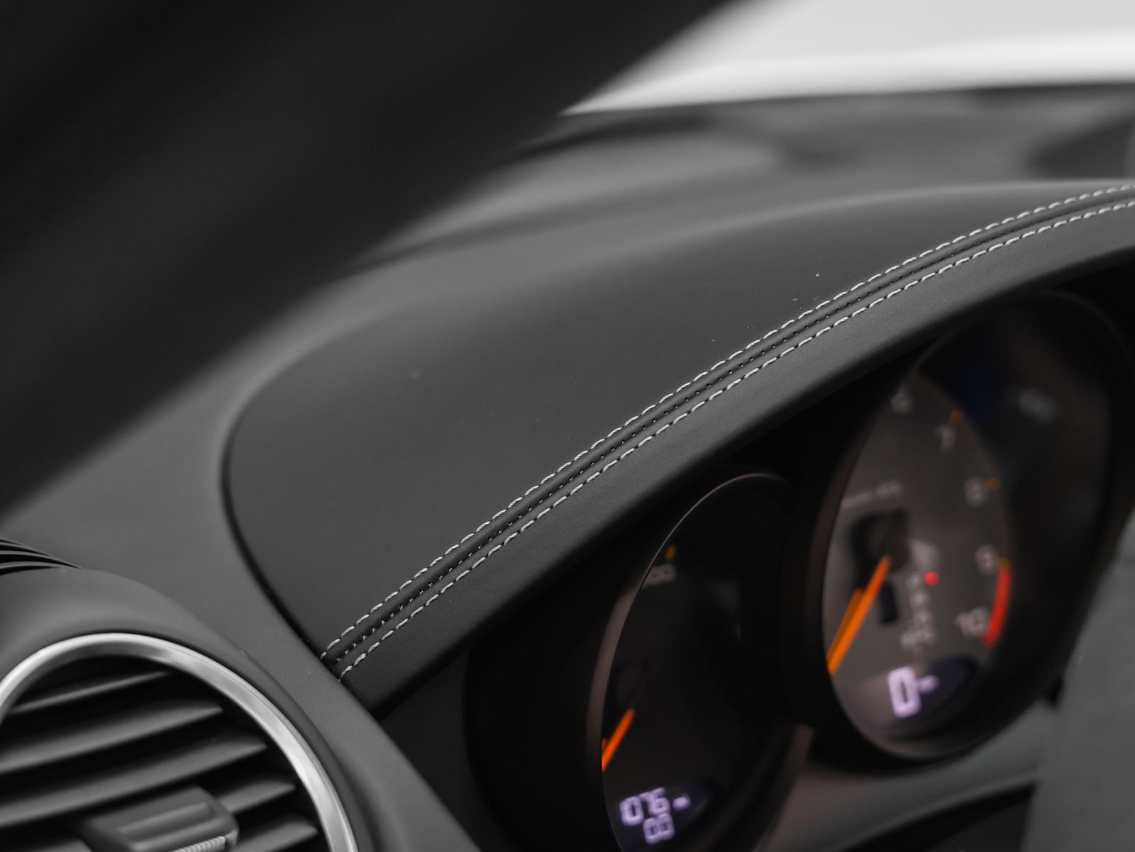 2025 Porsche 718 Spyder RS