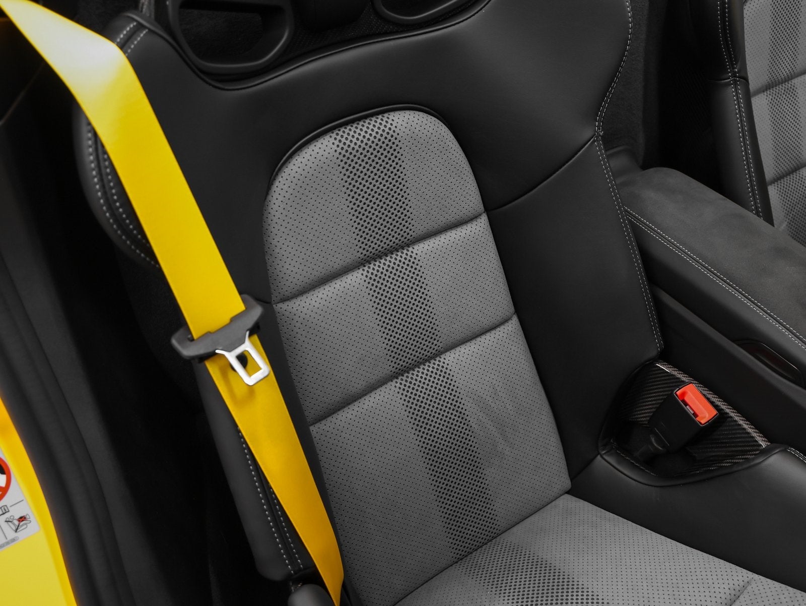 2025 Porsche 718 718 Spyder RS