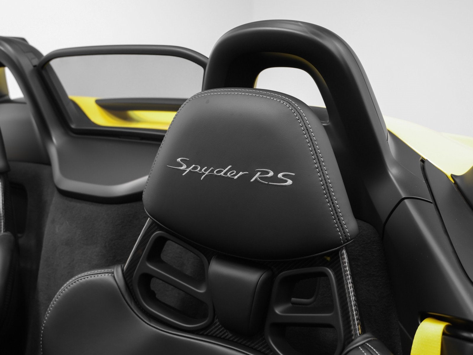 2025 Porsche 718 718 Spyder RS