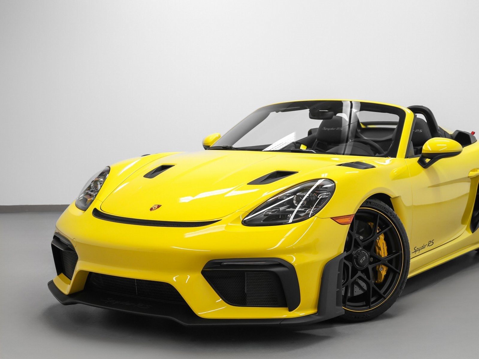 2025 Porsche 718 718 Spyder RS