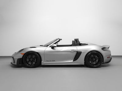 2025 Porsche 718 Spyder RS