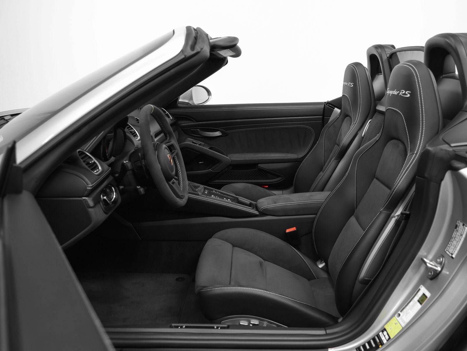 2025 Porsche 718 Spyder RS