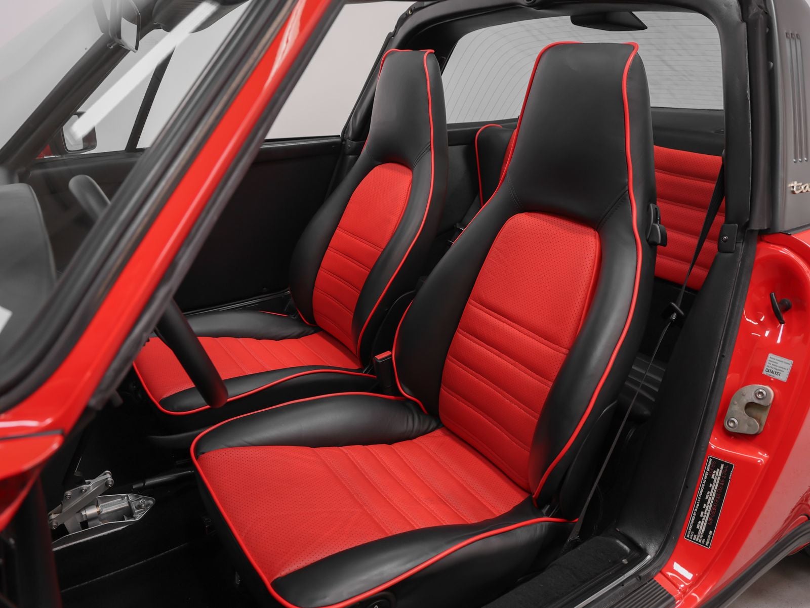 1988 Porsche 911 Carrera Targa