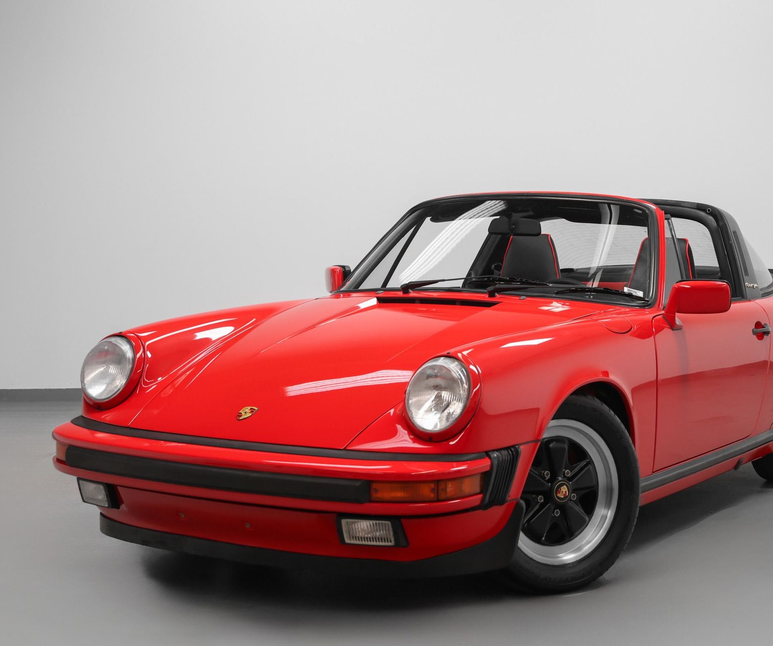 1988 Porsche 911 Carrera Targa
