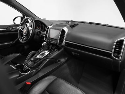 2018 Porsche Cayenne Cayenne Platinum Edition