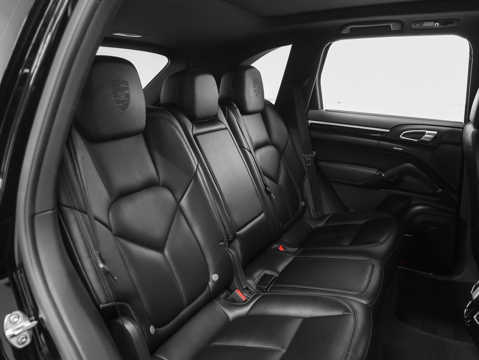 2018 Porsche Cayenne Cayenne Platinum Edition