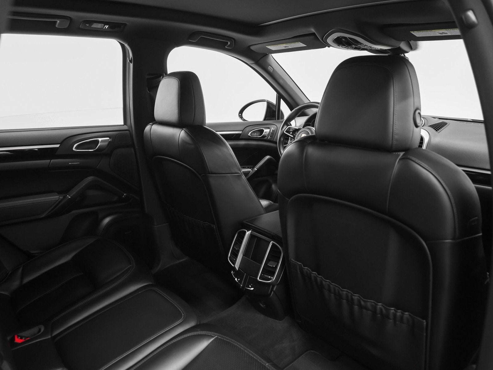 2018 Porsche Cayenne Cayenne Platinum Edition