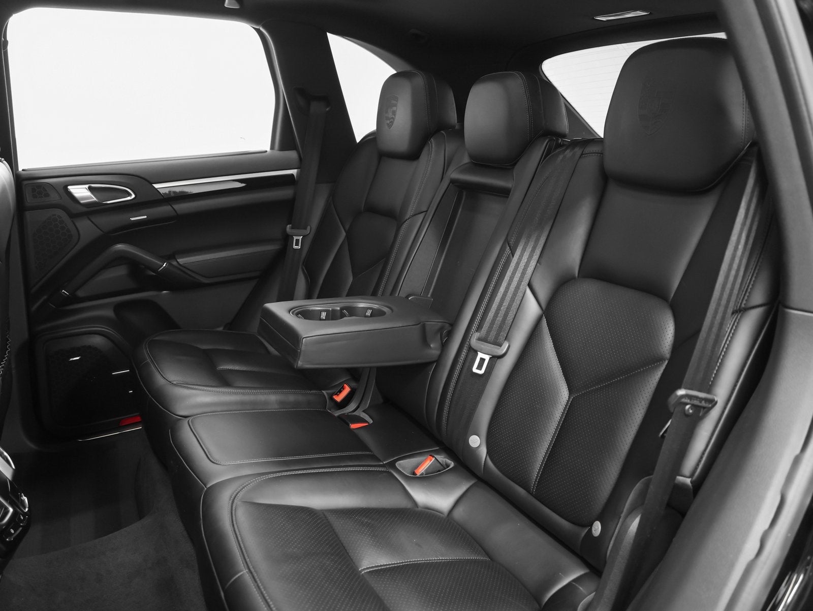 2018 Porsche Cayenne Cayenne Platinum Edition