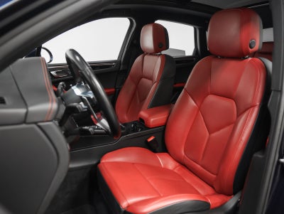 2019 Porsche Macan Macan