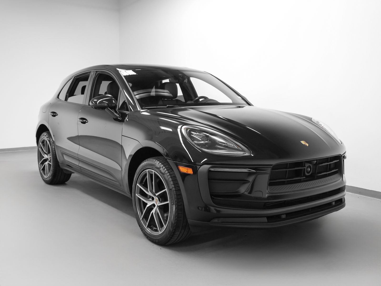 2023 Porsche Macan Macan (MY23)