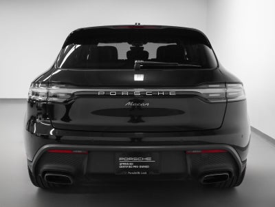 2023 Porsche Macan Macan (MY23)