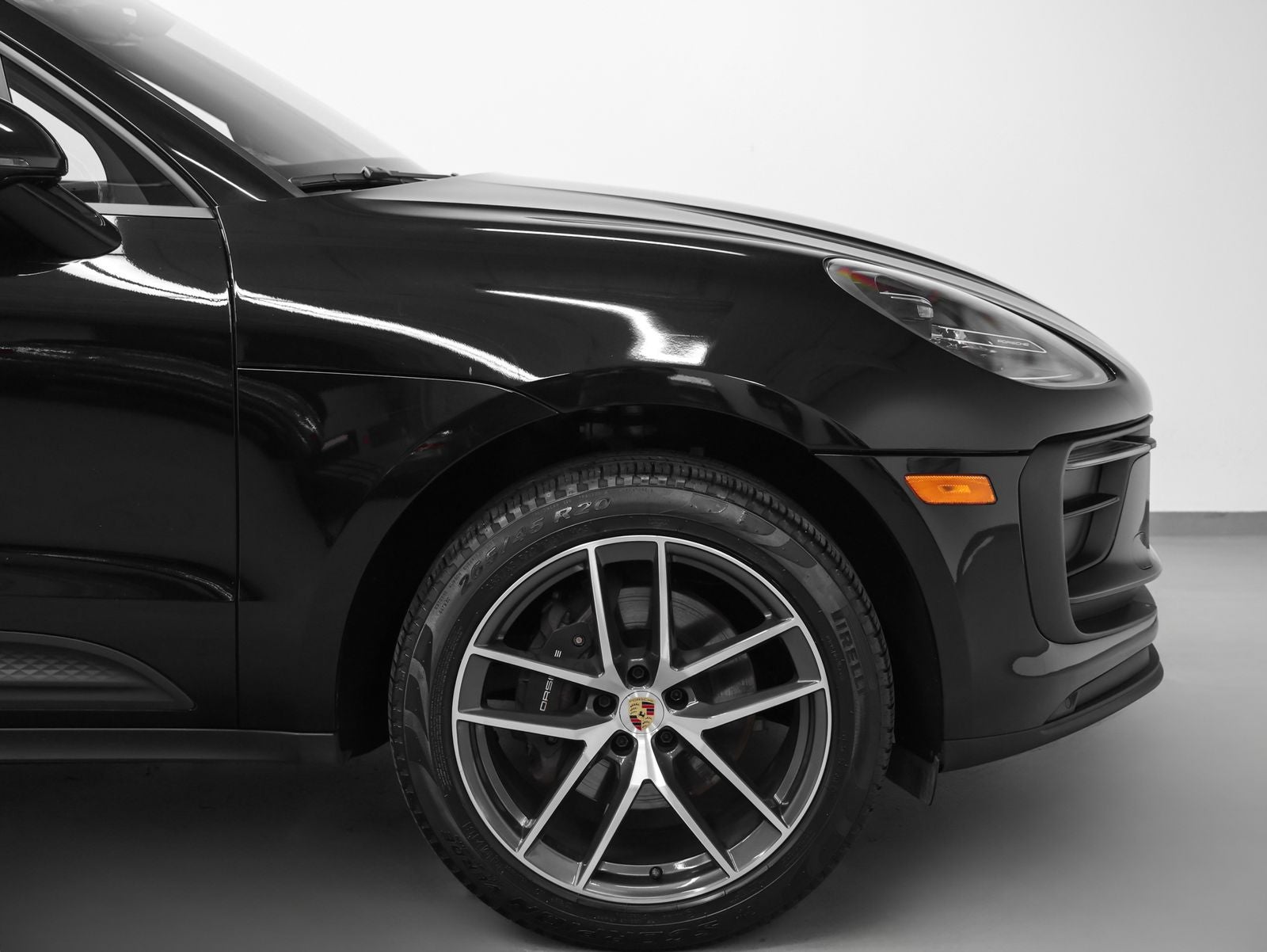2023 Porsche Macan Macan (MY23)