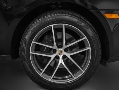 2023 Porsche Macan Macan (MY23)