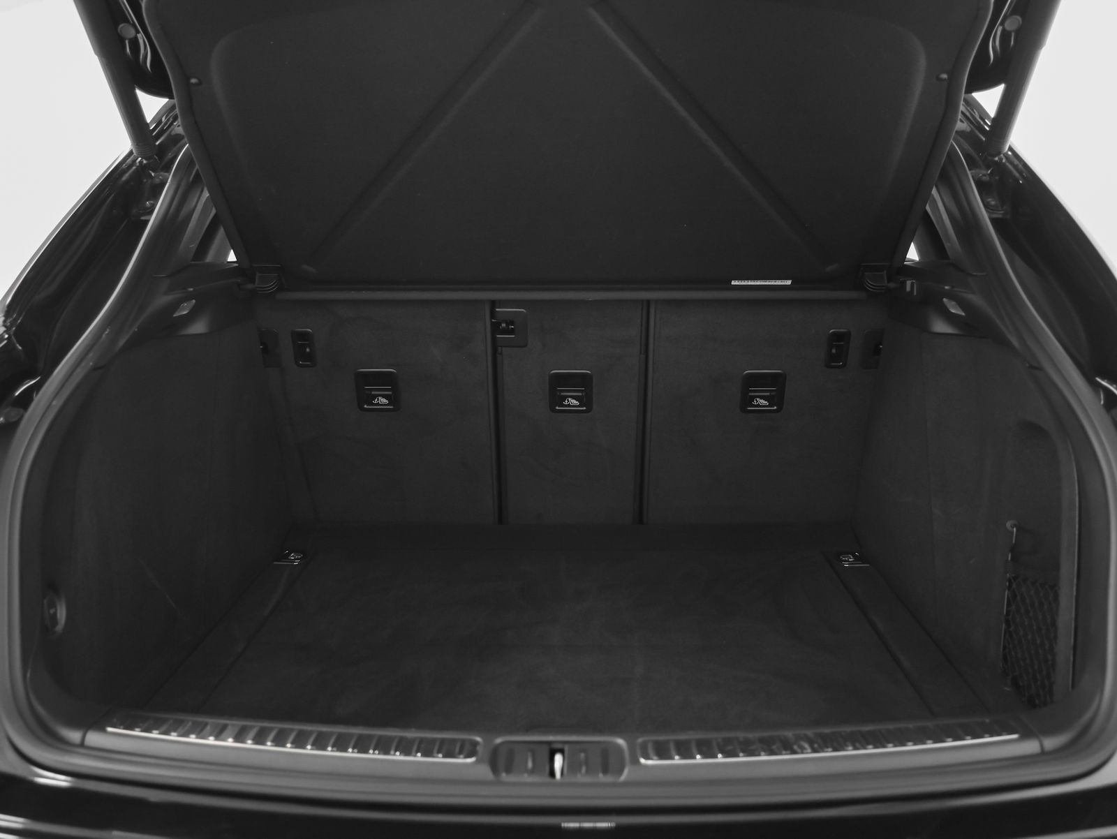 2023 Porsche Macan Macan (MY23)