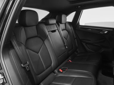 2023 Porsche Macan Macan (MY23)