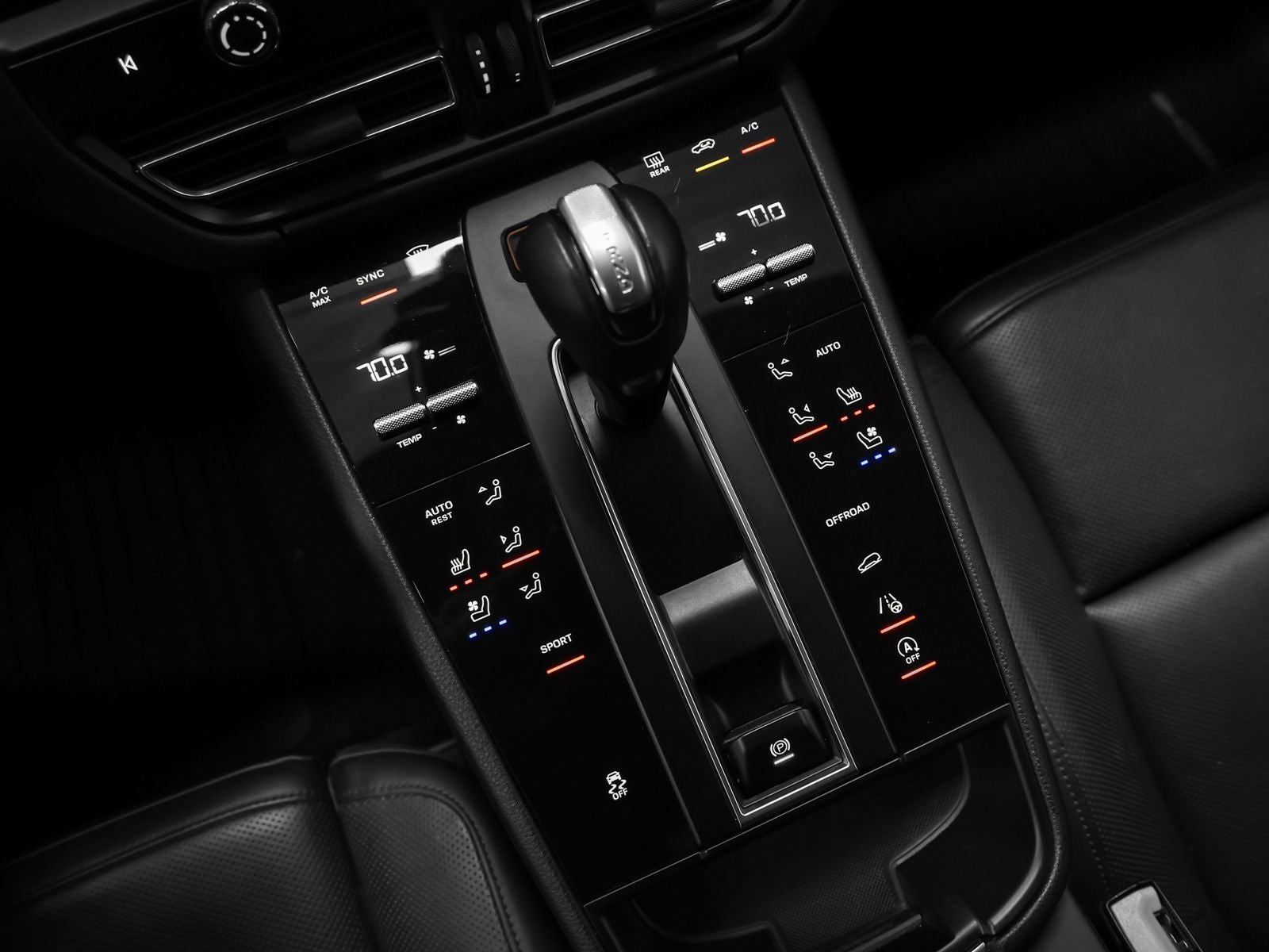 2023 Porsche Macan Macan (MY23)