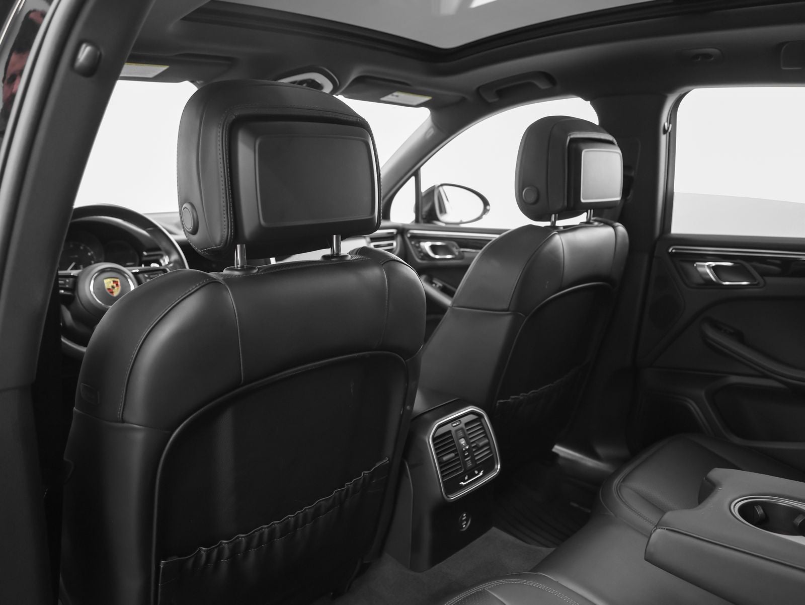 2023 Porsche Macan Macan (MY23)