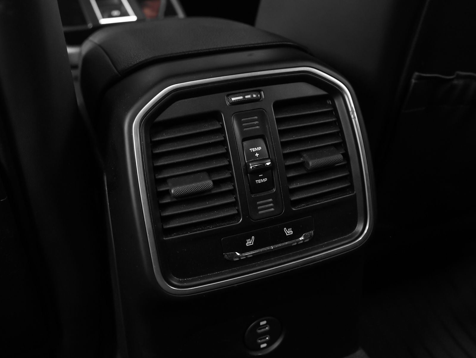 2023 Porsche Macan Macan (MY23)