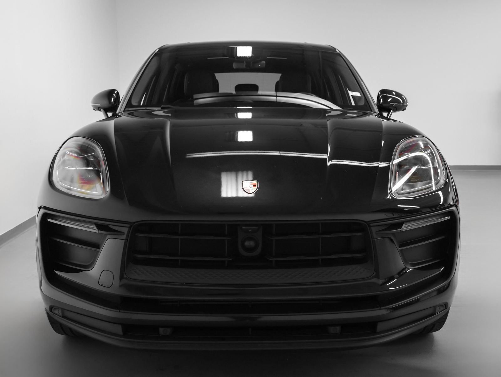 2023 Porsche Macan Macan (MY23)