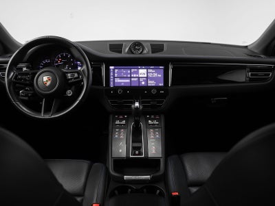 2023 Porsche Macan Macan T (MY23)