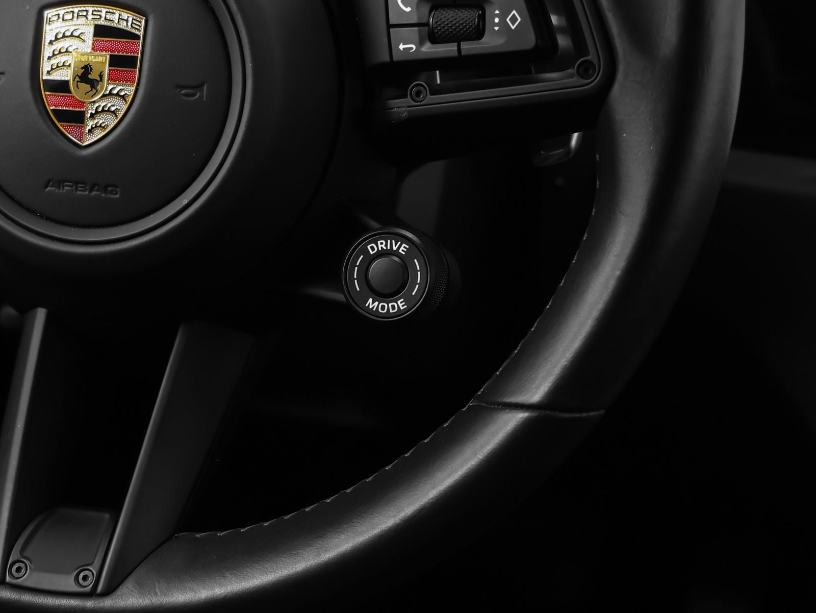 2023 Porsche Macan Macan T (MY23)