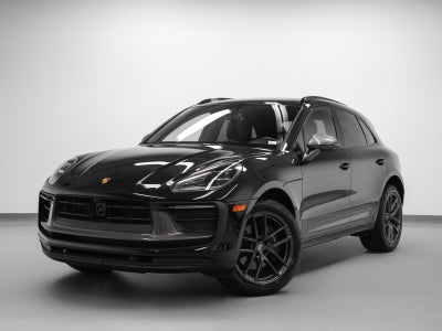 2023 Porsche Macan Macan T (MY23)