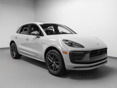2023 Porsche Macan T