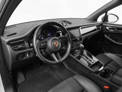 2023 Porsche Macan T