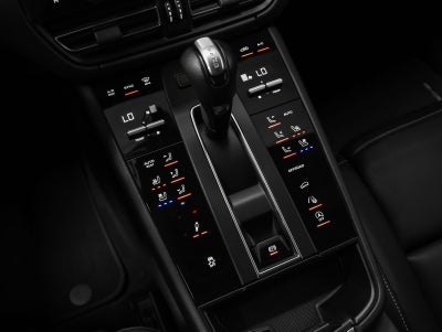 2023 Porsche Macan T