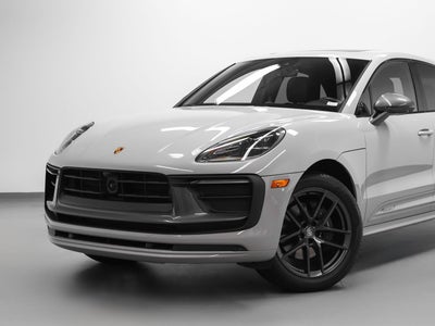 2023 Porsche Macan T