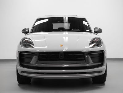2023 Porsche Macan T