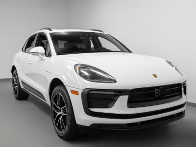 2025 Porsche Macan Macan