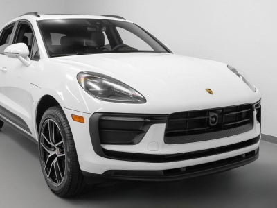 2025 Porsche Macan Macan