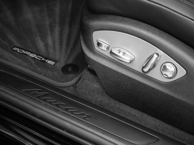 2025 Porsche Macan Macan