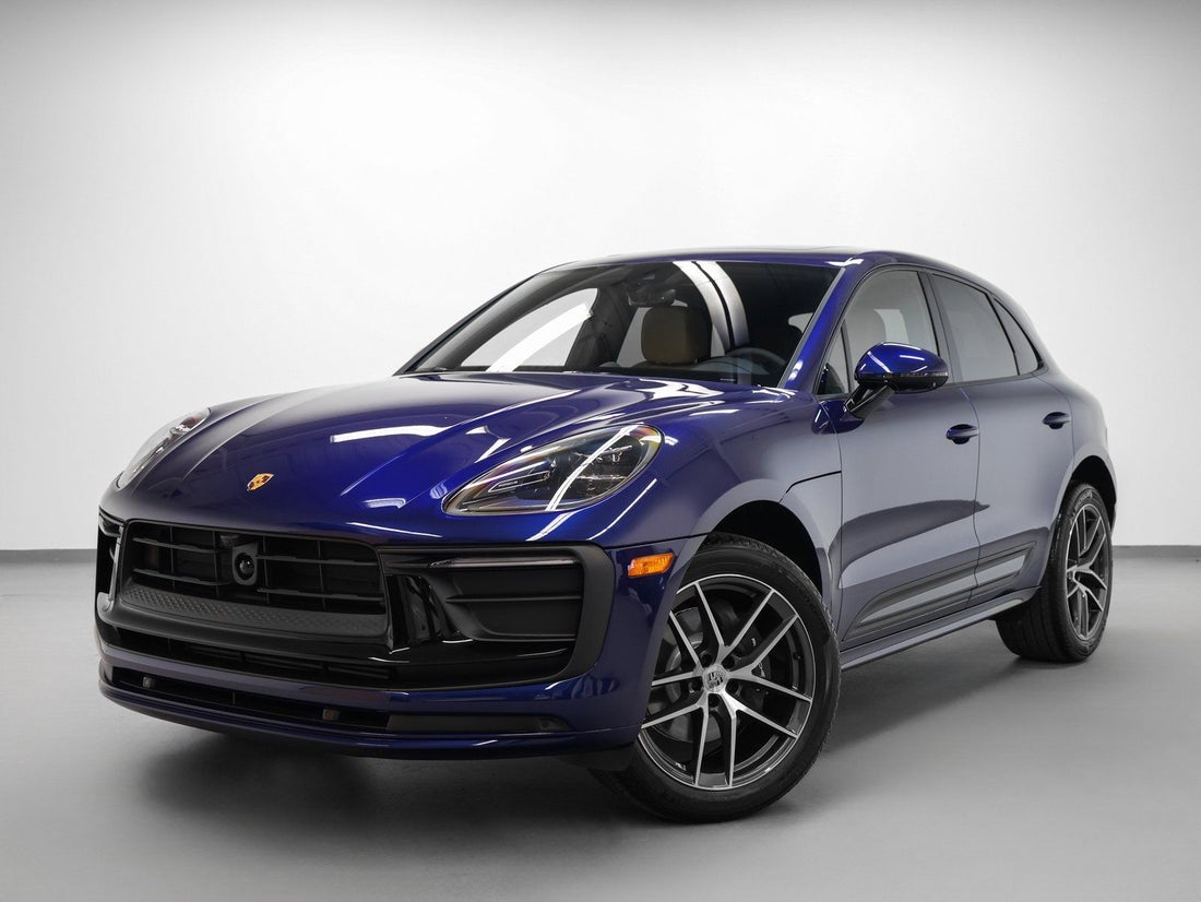 2026 Porsche Macan — photo 1 of 42