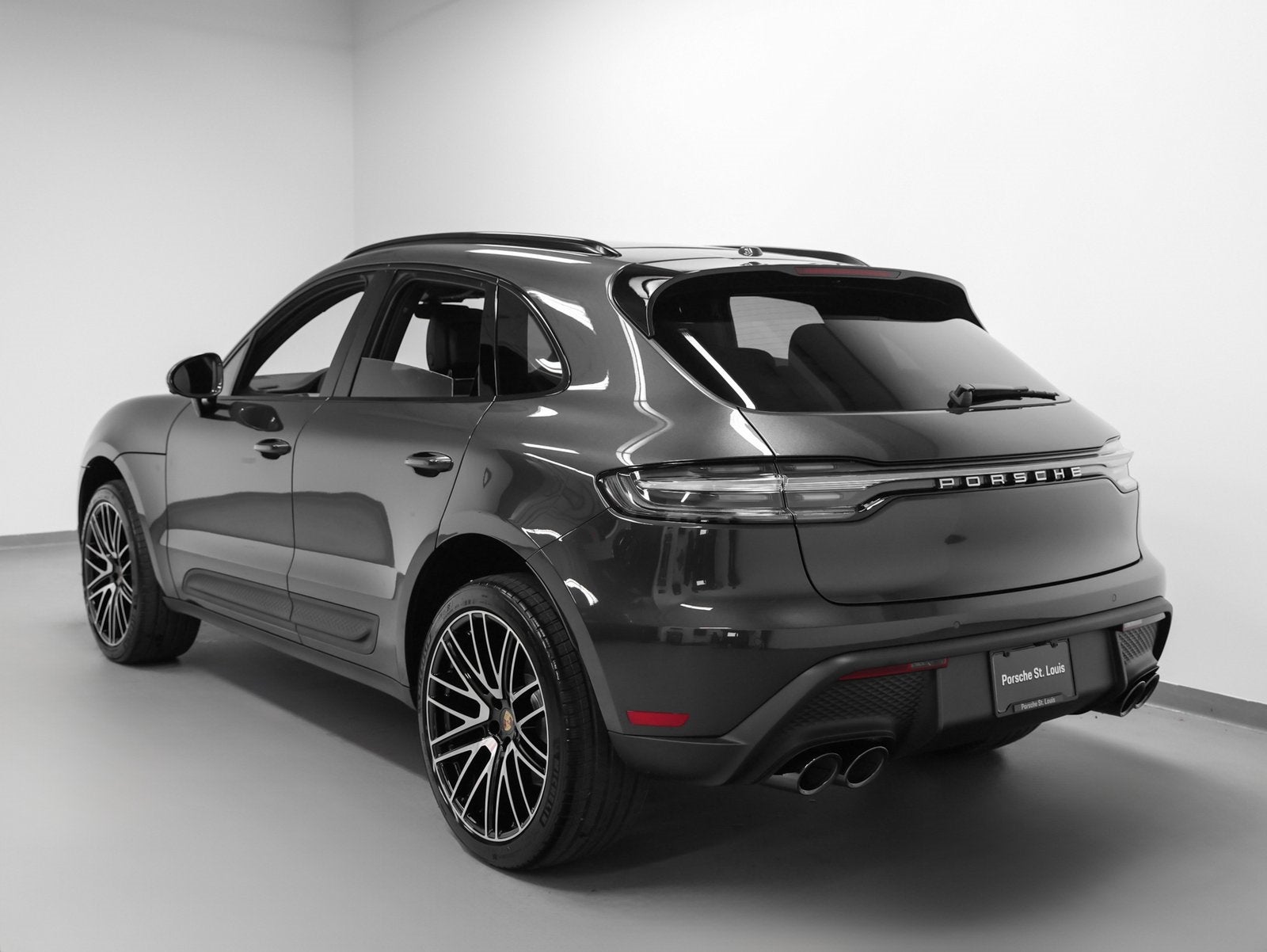 2026 Porsche Macan Macan