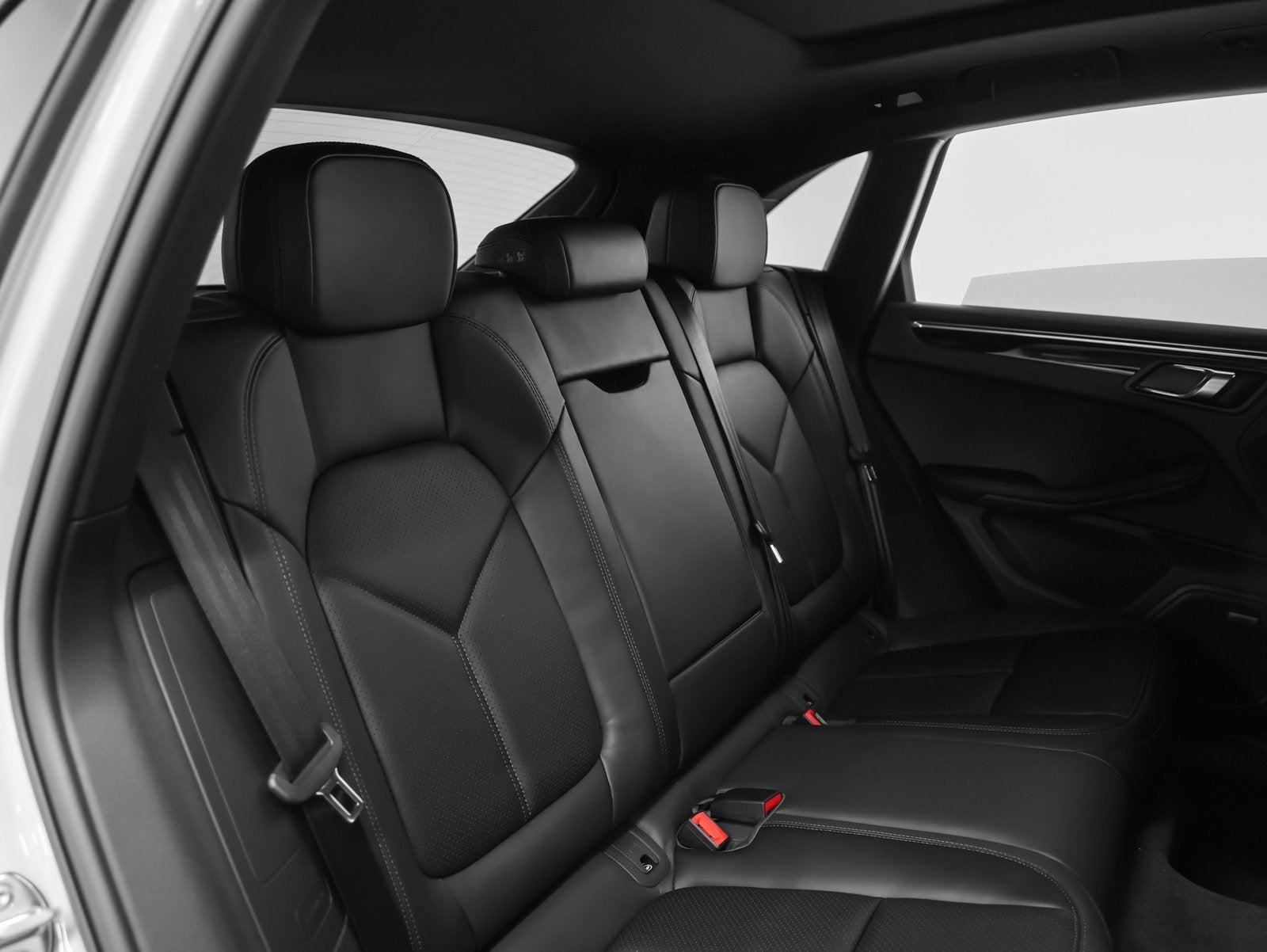 2026 Porsche Macan Macan T