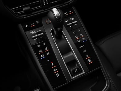 2026 Porsche Macan Macan T